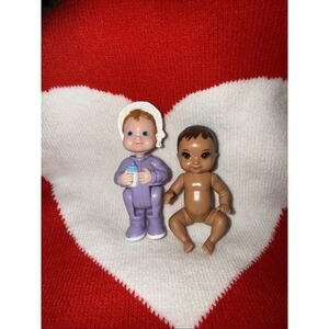 Fisher-Price Loving Family Dollhouse 1994 Baby Girl Barbie baby 2.75" Mattel